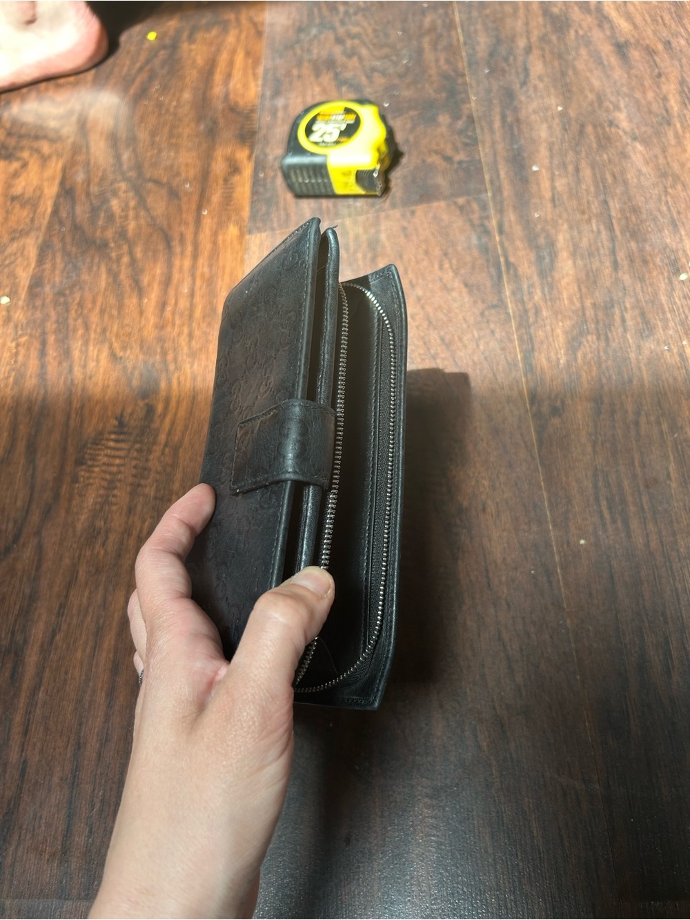 Gucci Black Embossed GG Leather Wallet with Silver Charm - Picture 6 of 7